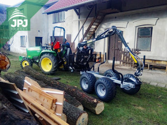 Malotraktor a vyvážačka