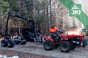 Stredne veľká vyvážečka Vahva Jussi 3000_420 a malotraktor MT8