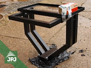 držiak hydraulické jednotky