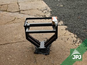 držiak na hydraulickú jednotku